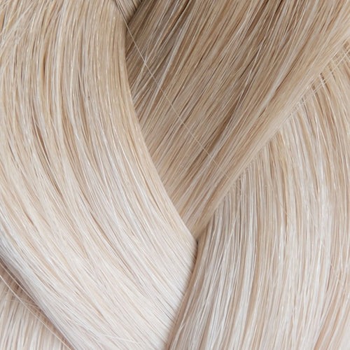 18/70 - Dark Blonde/Ice Blonde Ombre